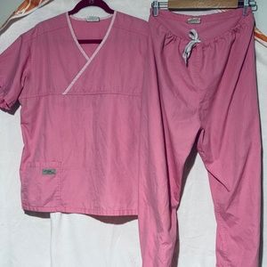 Urbane Scrub Set Relax Fit Pant/Pocket Cross Over Top